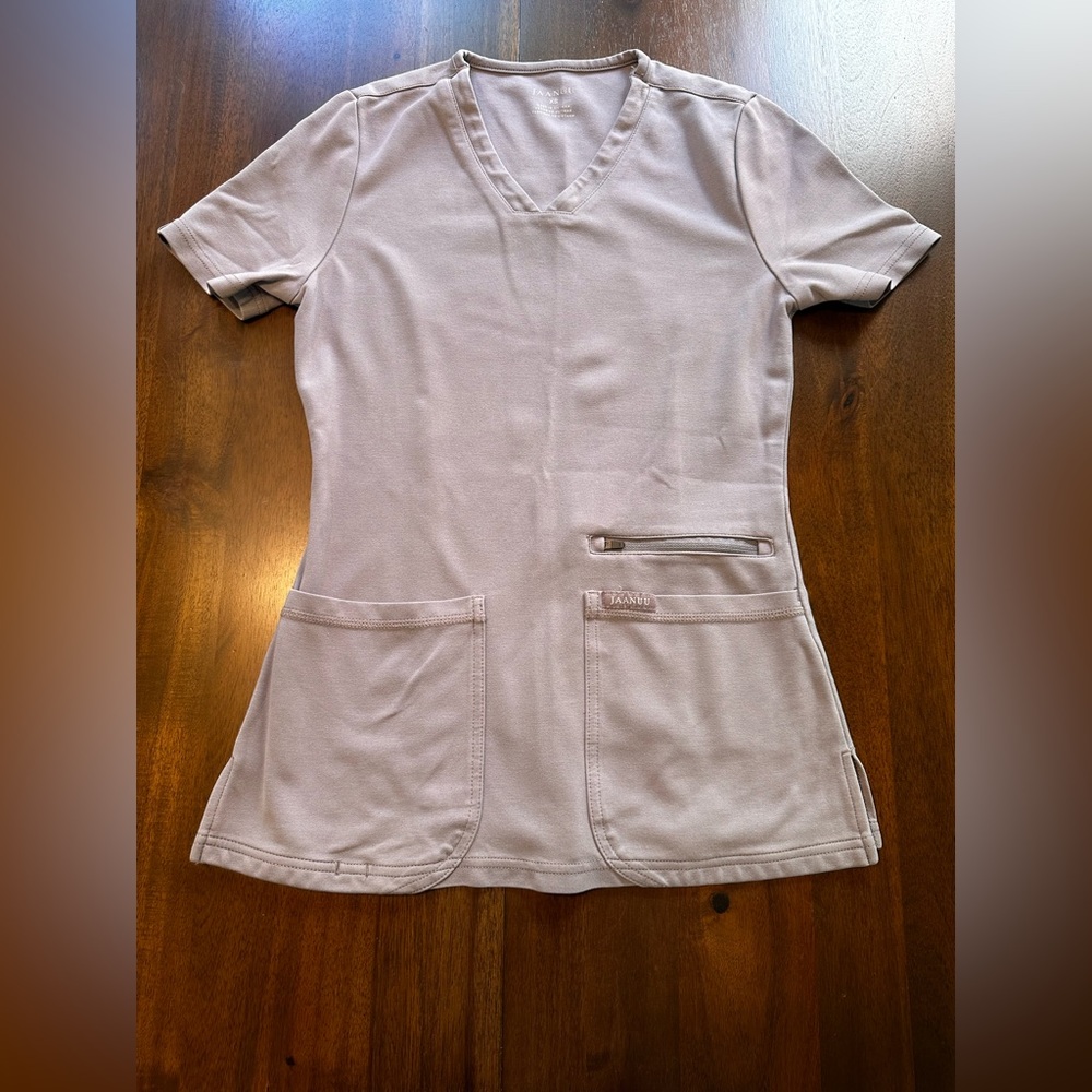 Jaanuu Scrub Top Women’s x-Small